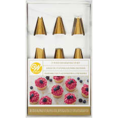 Wilton golden extrusion set, 17 parts.