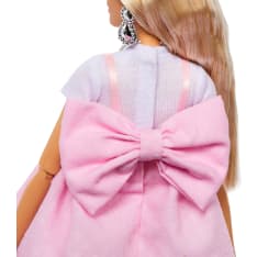 Barbie Deluxe Style Bow blonde hair doll
