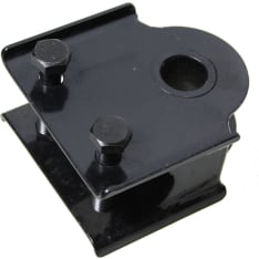 Linhai 400 7493 vetokoukun adapteri + pultit