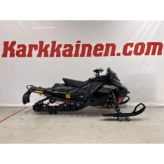 Ski-Doo Renegade 850 E-TEC 2021 käytetty moottorikelkka