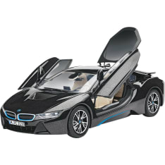 Revell 07008 BMW i8 pienoismalli