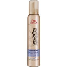 Wellaflex 2nd Day Extra Strong Volume 200 ml muotovaahto