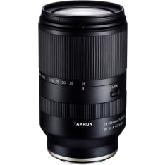 Tamron 18-300 mm f/3.5-6.3 Di III-A VC VXD Sony E lens