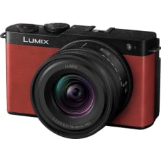 Panasonic Lumix S9 Crimson Red 18-40Mm F/4.5-6.3 järjestelmäkamera
