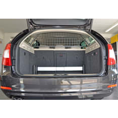 Travall Skoda Superb Estate 2009-15, ei kattoluukkua koiraverkko