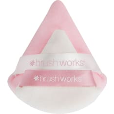 Brushworks Triangular Powder Puff Duo 2 kpl kolmionmallinen puuterivippa