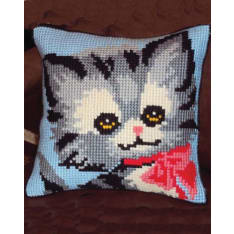 Farnia Cat 45x45cm embroidery kit