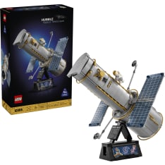 LEGO Icons 11382 Hubble-avaruusteleskooppi
