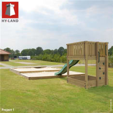 HY-LAND 1, a play stand for public use