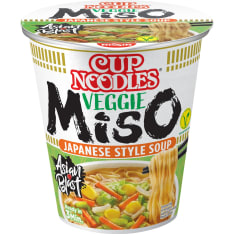 Nissin Cup Noodles Veggie Miso 67g misonmakuinen pikanuudelikeitto
