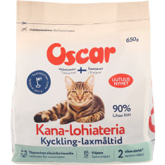 Oscar 650 g Kana-lohiateria kissoille