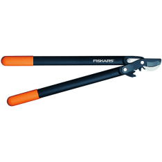 Fiskars PowerGear™  M koukkuterällä raivaussakset