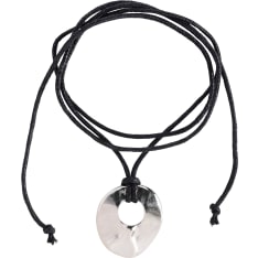Cailap amulet necklace
