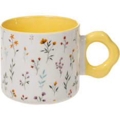 AmandaB flowers in a yellow mug