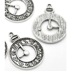 Clock pendants 33x24m, 4st/bag