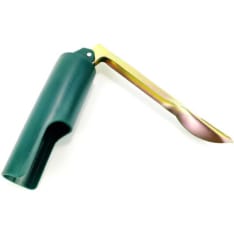 Jasu maahan työnnettävä onkivapateline