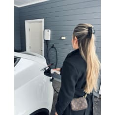Motorwerk Premium Type2 22kW 6m seinälatausasema