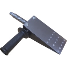 Mechanical scraper wedge in the river lake