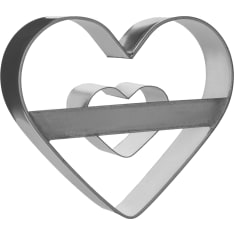 Peltityö Åkerma 6.5 cm heart cookie mold in the center of the heart