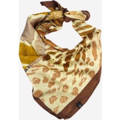 Veniz scarf safari pattern