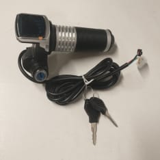 Kontio Motors Lasten/Caravan Kruiser: Kaasukahva