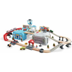 Hape metropoli pakissa junarata