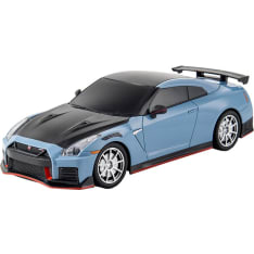 Koolspeed Nissan GTR R35 Nismo auto valoilla ja äänillä