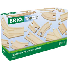 BRIO 16-piece accessory set for the train track