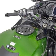 Givi Ninja H2 SX (18) Tanklock kiinnike BF35