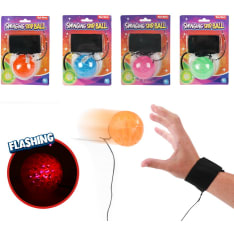 Swinging Skip Ball treenipallo valolla