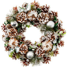 H&S frost wreath