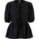 product-black-swatch