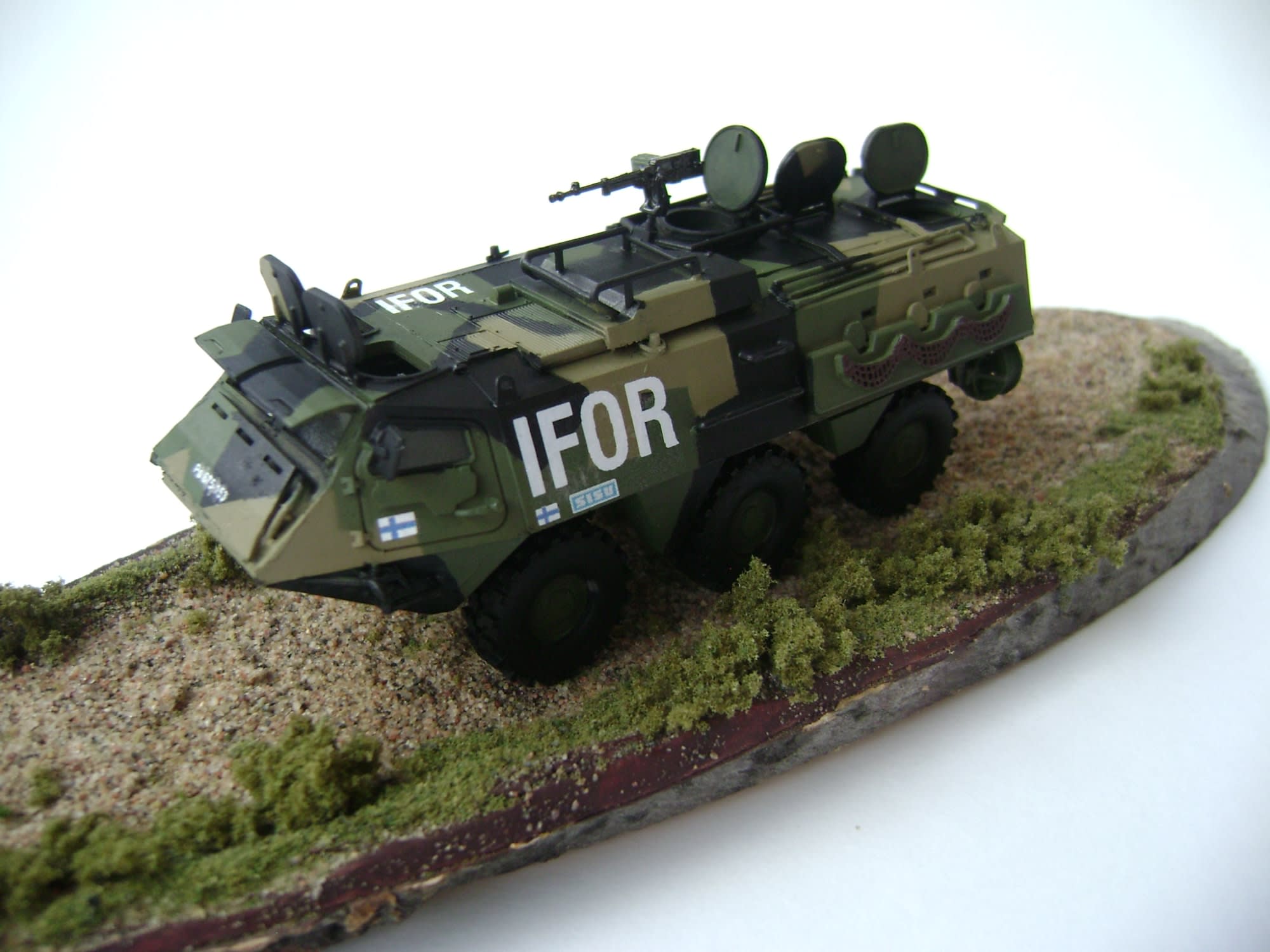 Maakalusto - Finmilmodels Sisu XA-180 Pasi 1/72 koottava pienoismalli  panssarivaunu | Pienoismallimarketti.