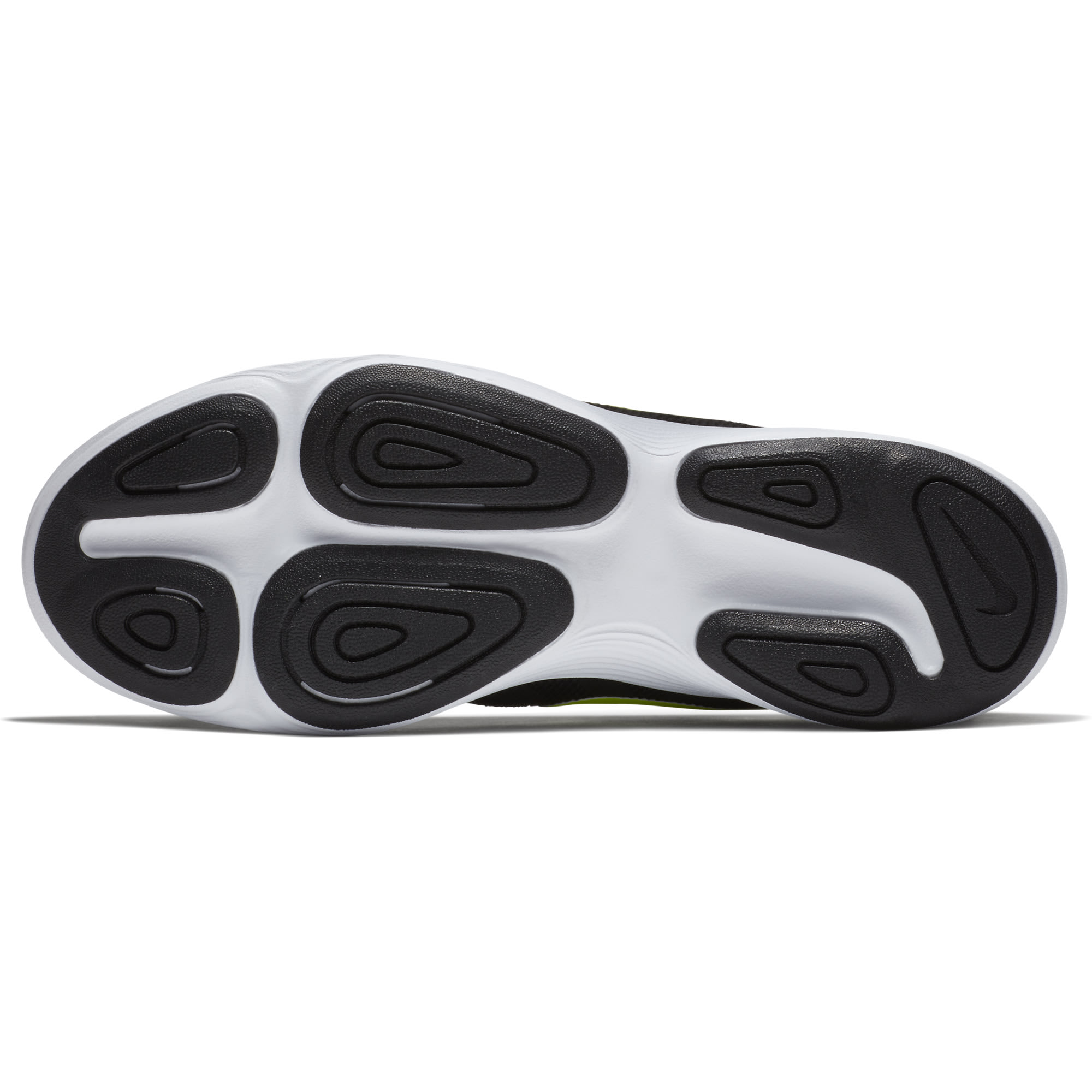 intersport nike revolution 4