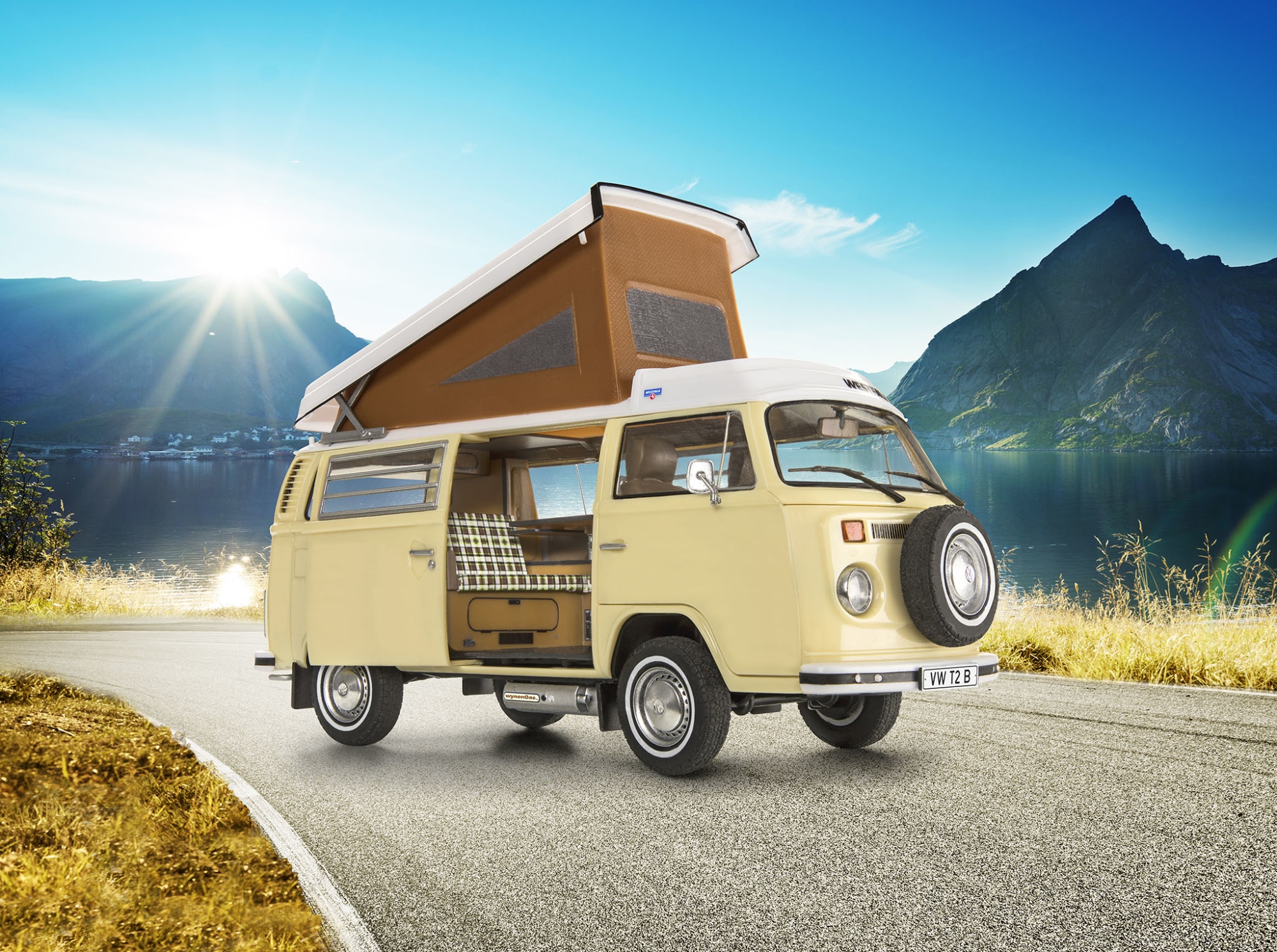 Revell Easy-Click System VW T2 Camper 1:24 pienoismalli