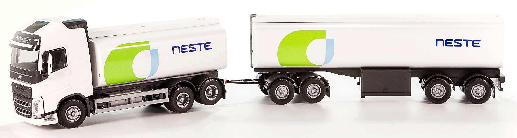 EMEK Neste Volvo FH täysperä säiliörekka