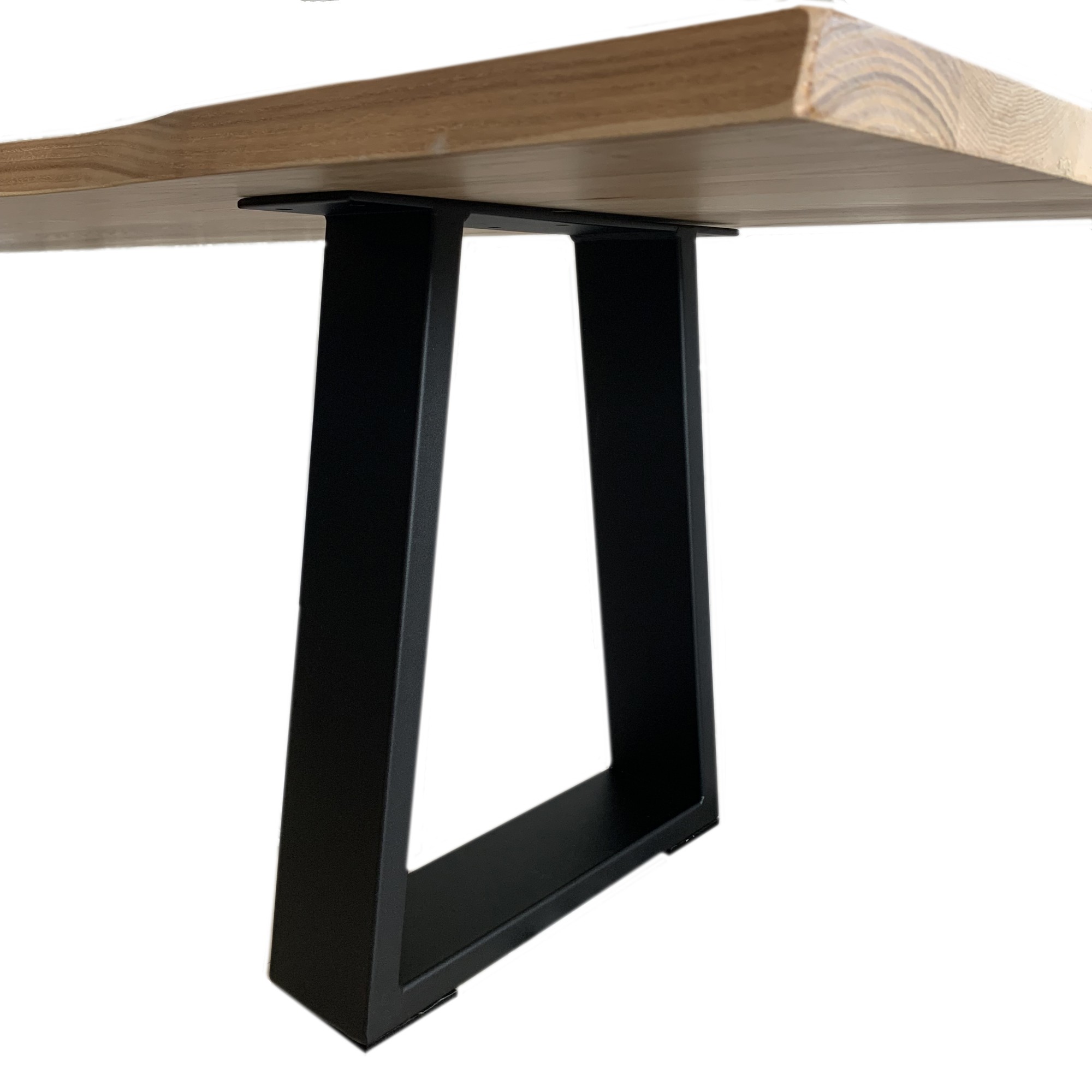 Evella Triangle musta metalliset pöydänjalat