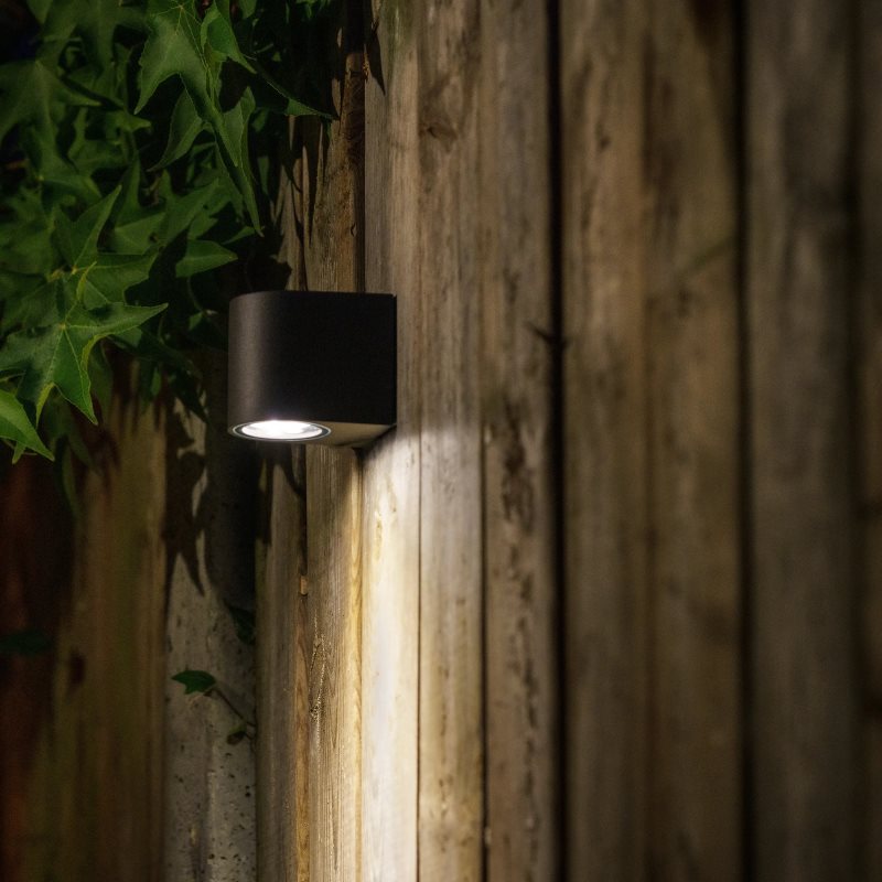 Garden Lights Gilvus Plus Bluetooth 12 V seinävalaisin
